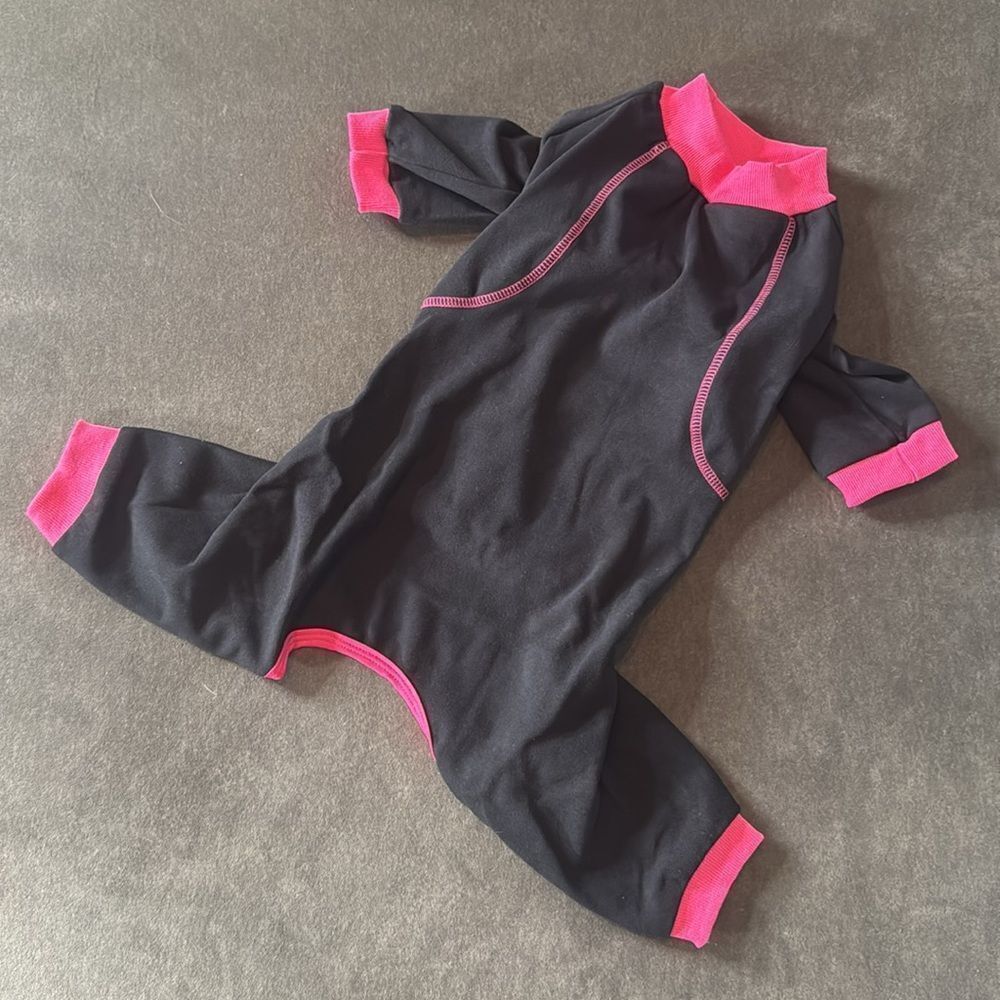 Dog One Piece Jumpsuit Pajamas Black and Pink Size XL for Small Dogs NEW